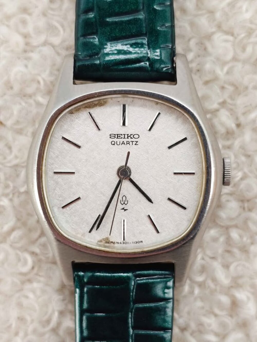 Seiko Quartz Women's Watch 4301-5000 Vintage 1974 Silver Textured Dial 23mm 70s - Picture 3 of 5
